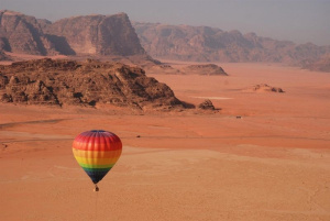 Wadi Rum Balloon Ride 02