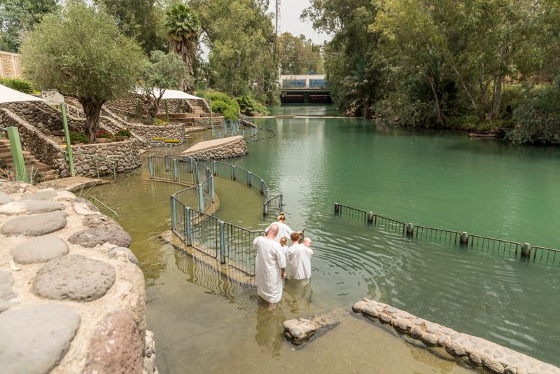 Biblical & christian tours in Jordan , Baptism site tours in Jordan 