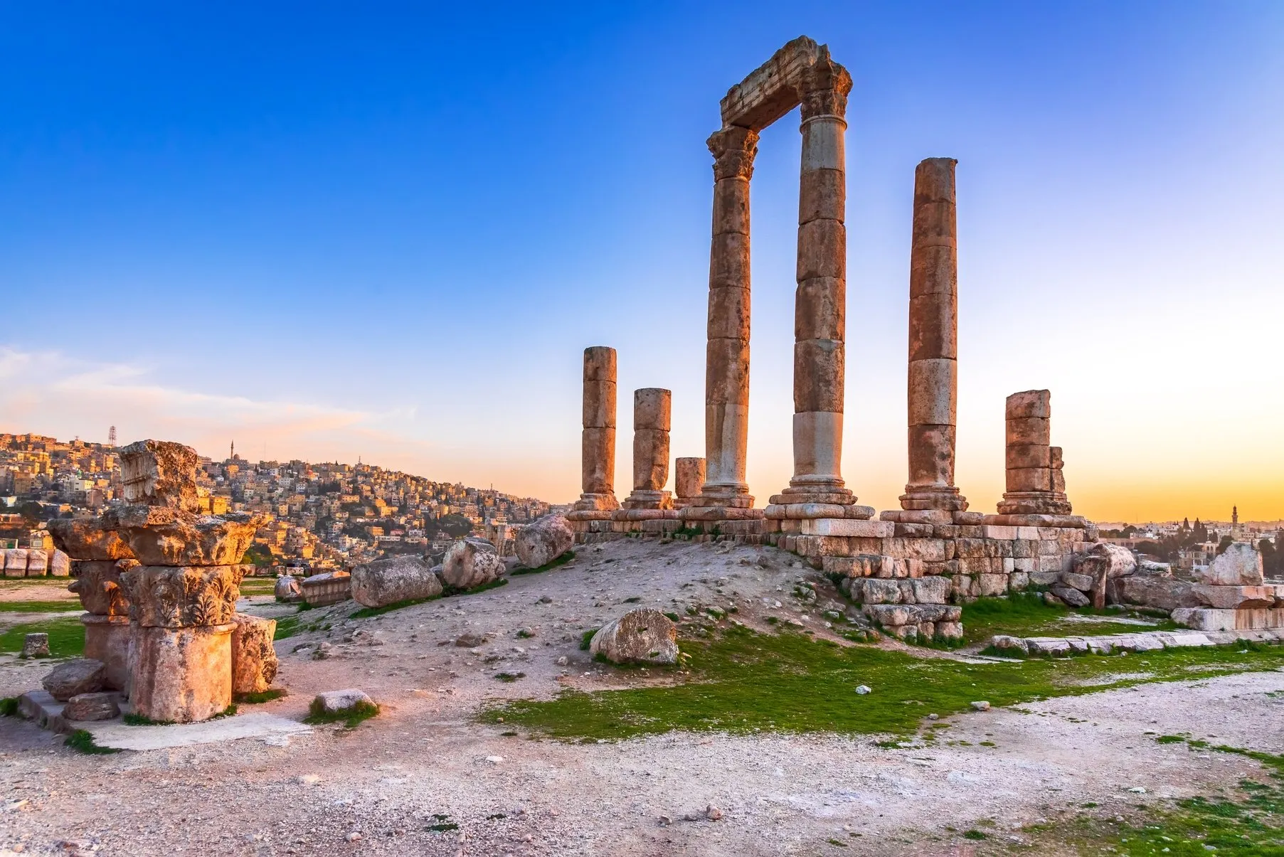 Amman in un viaggio combinato tra Giordania ed Egitto