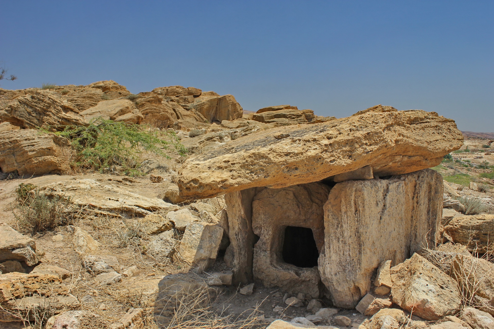 Campo de dólmenes y maravillas arqueológicas de la meseta de Damiya en Jordania