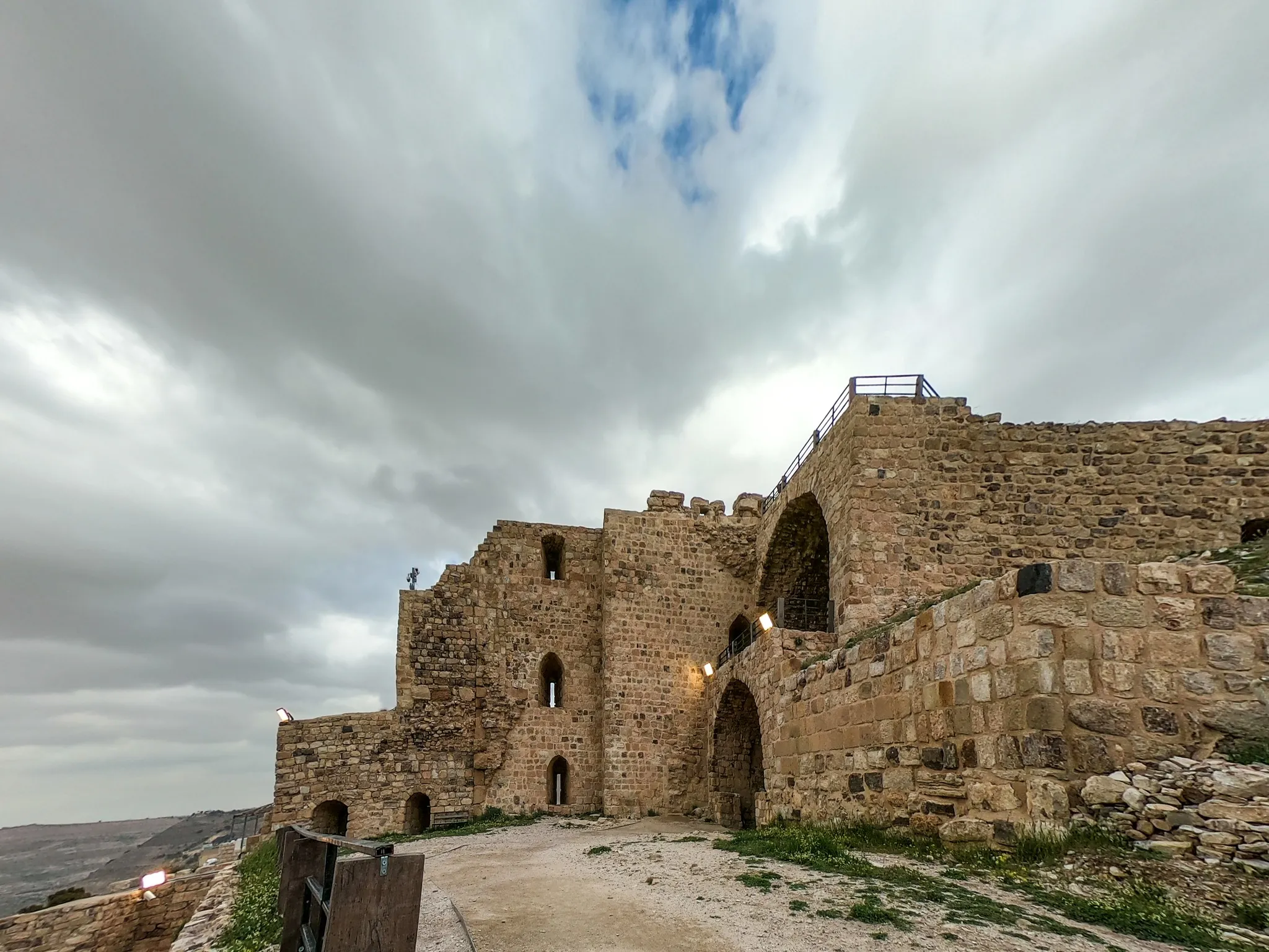 Fotografías de lugares islámicos en Jordania para recorridos religiosos y patrimoniales.