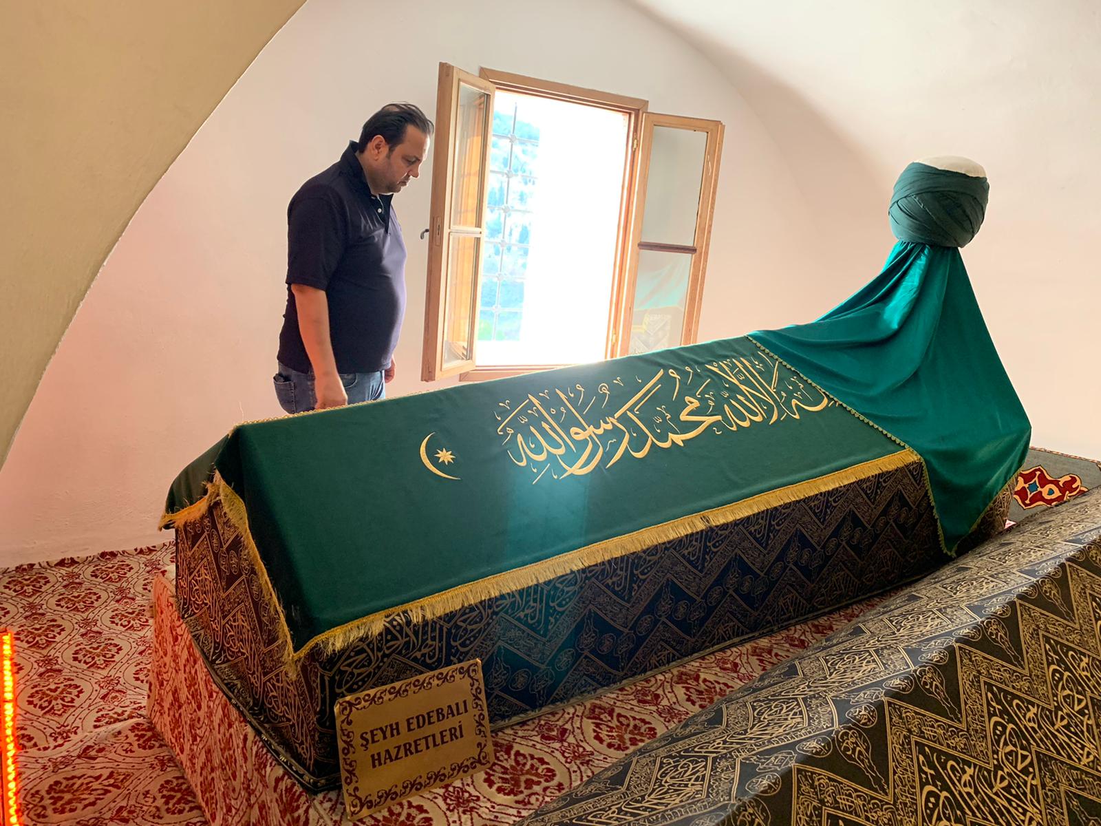 Fotografías de lugares islámicos en Jordania para recorridos religiosos y patrimoniales.