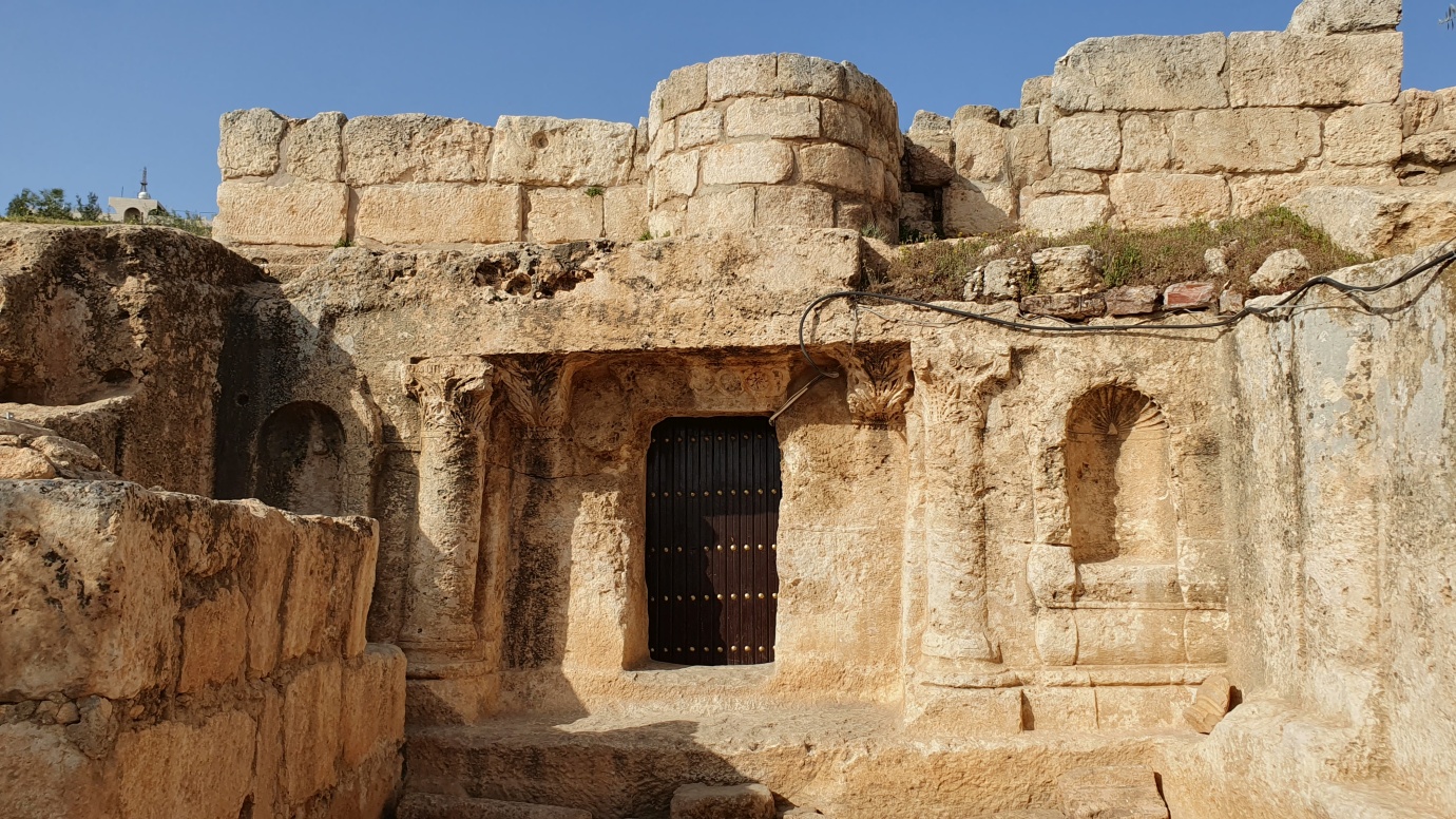 Fotografías de lugares islámicos en Jordania para recorridos religiosos y patrimoniales.