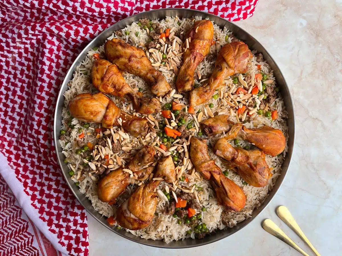 Authentic Jordanian food and traditional local dishes