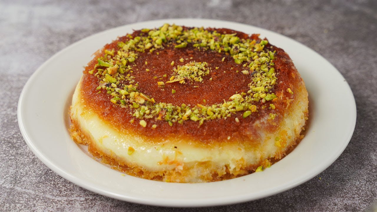 Traditional Jordanian sweets and desserts for culinary travel