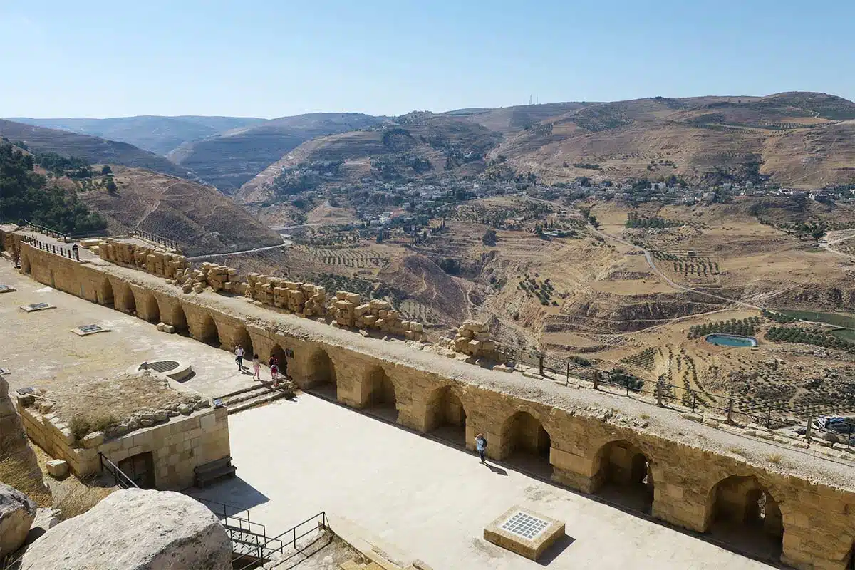 Travel through historic towns castles and valleys on the Kings Highway