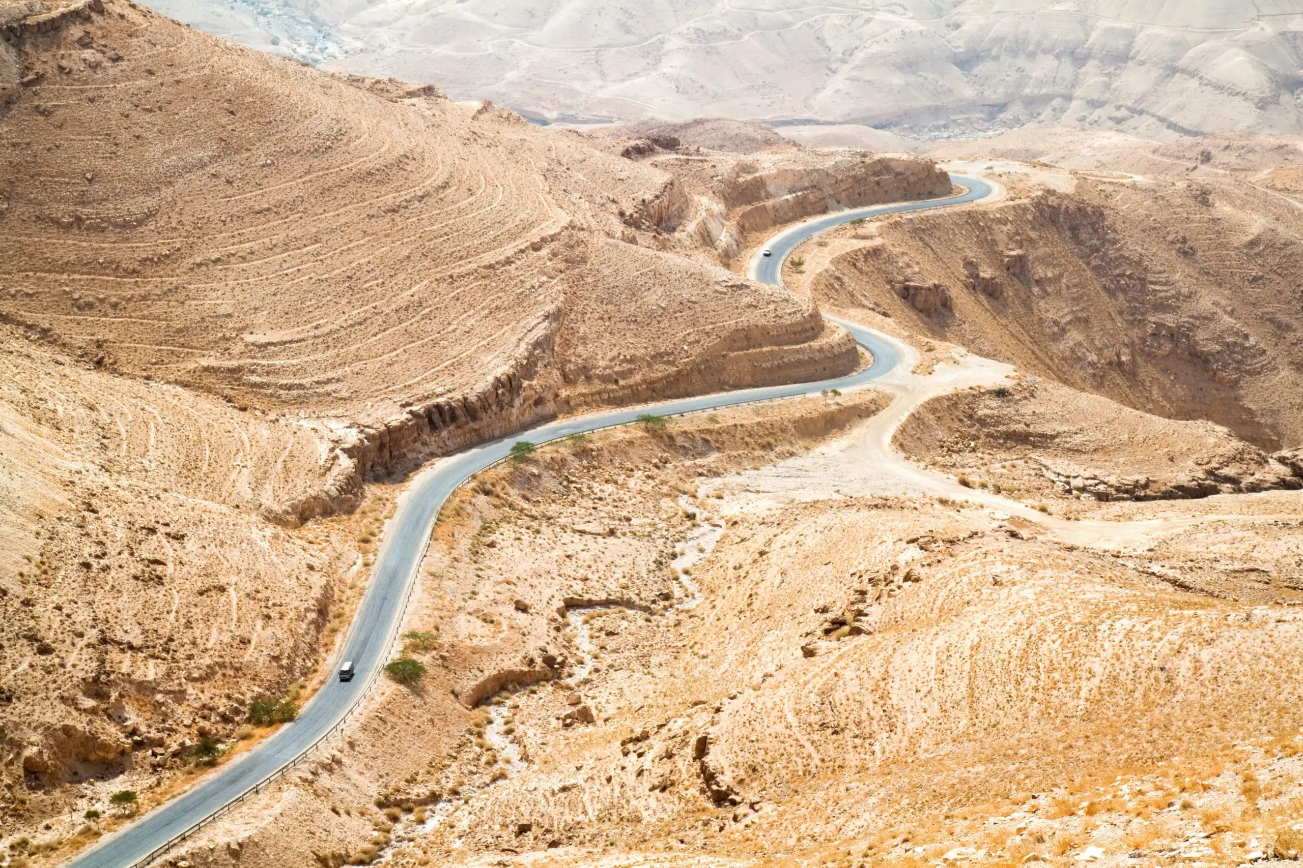 Jordan sightseeing route from Madaba to Petra via Kings Highway