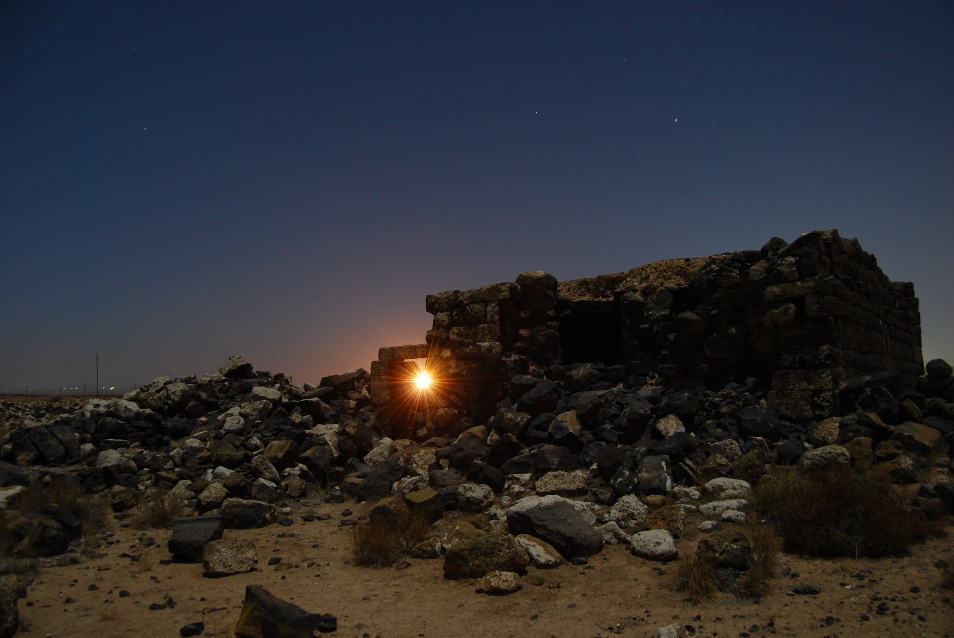 Fotografía de viaje a Jordania desde el sitio arqueológico de Umm Al Jimal.