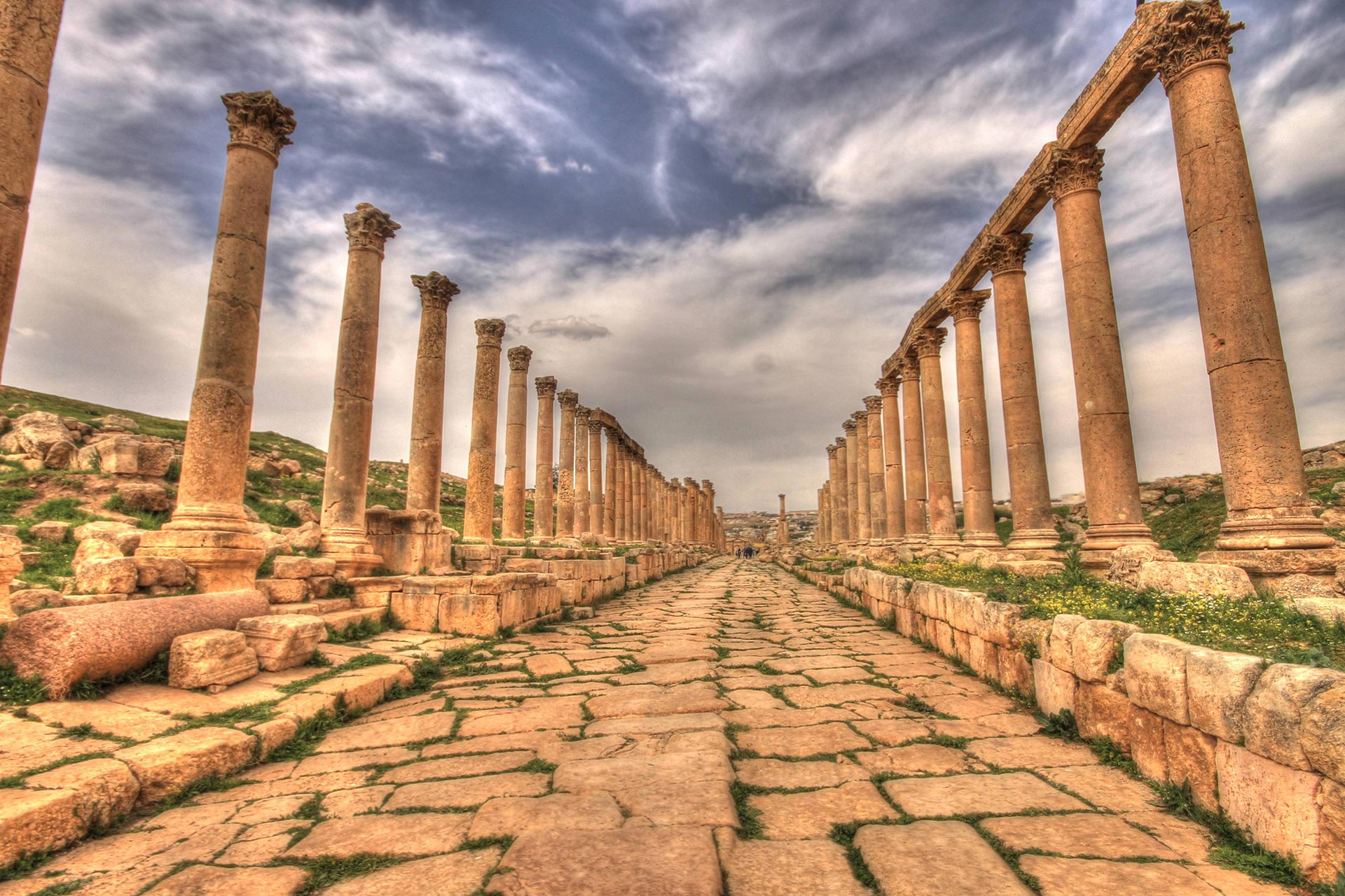 Jerash archaeological site experience during a private tour of Jordan with Jordan Horizons Tours