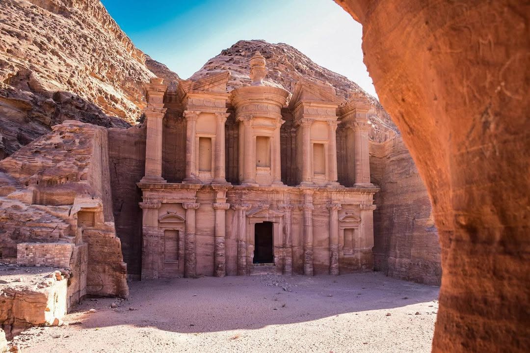Fotografía variada de viajes a Jordania con paisajes, cultura, recorridos y escenas locales 7